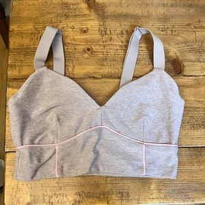 Beyond Yoga sports bra top